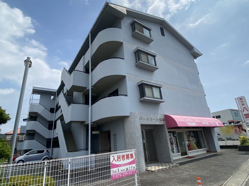 パームコート東山の物件外観写真