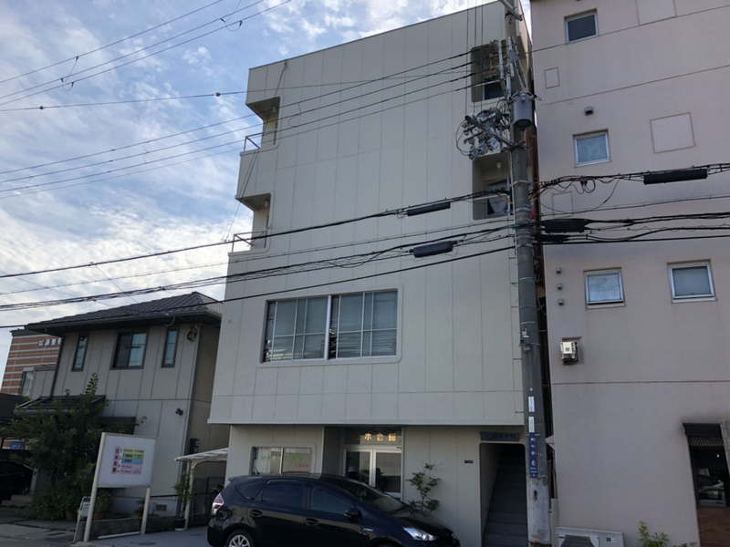 石水会館の物件外観写真