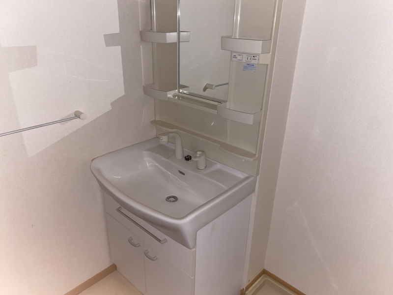 エーデル緑ヶ丘Cの物件内観写真