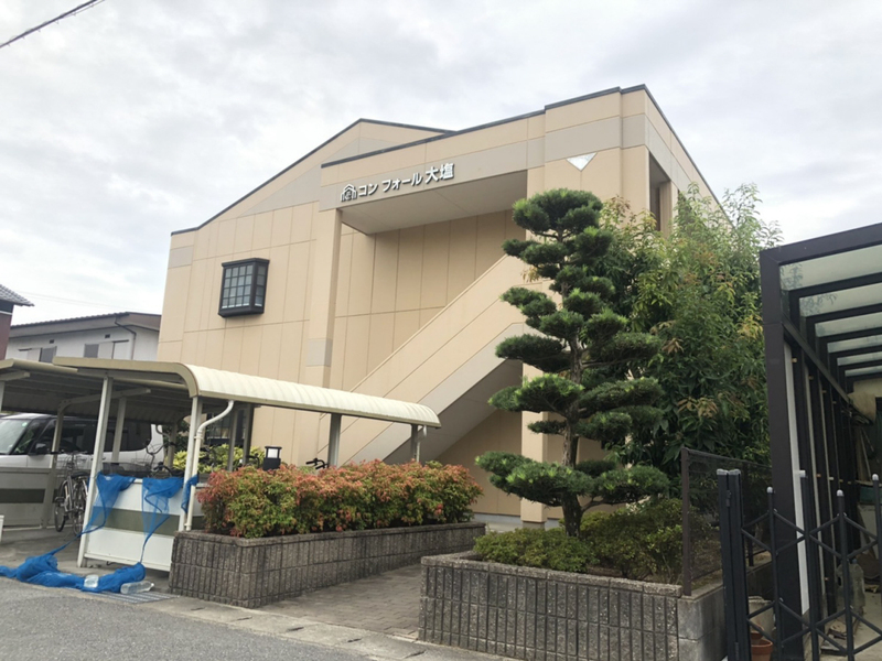 コンフォール大塩の物件外観写真