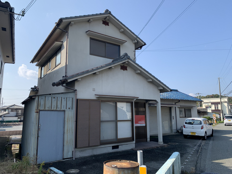 御立東戸建て1丁目12-5の物件外観写真