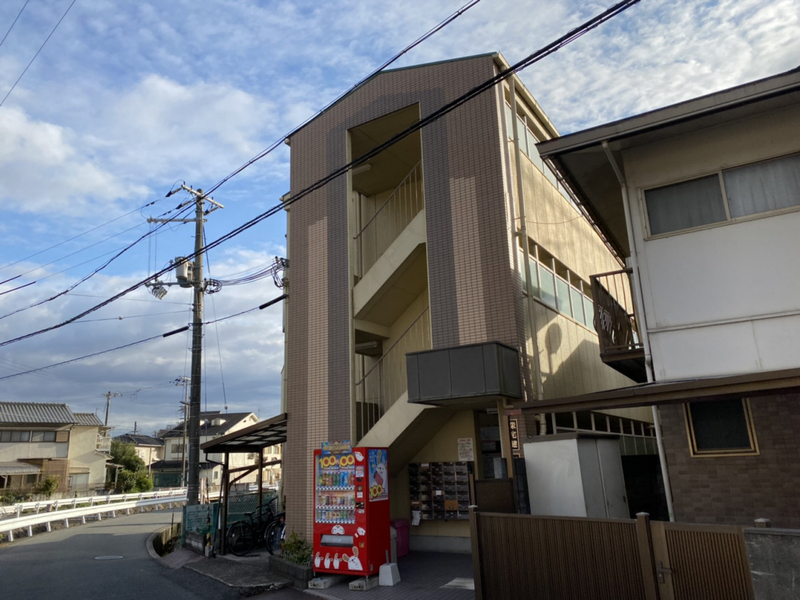 オーキッドコートの物件外観写真