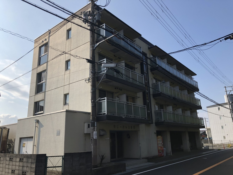 サニーパレス保城の物件外観写真