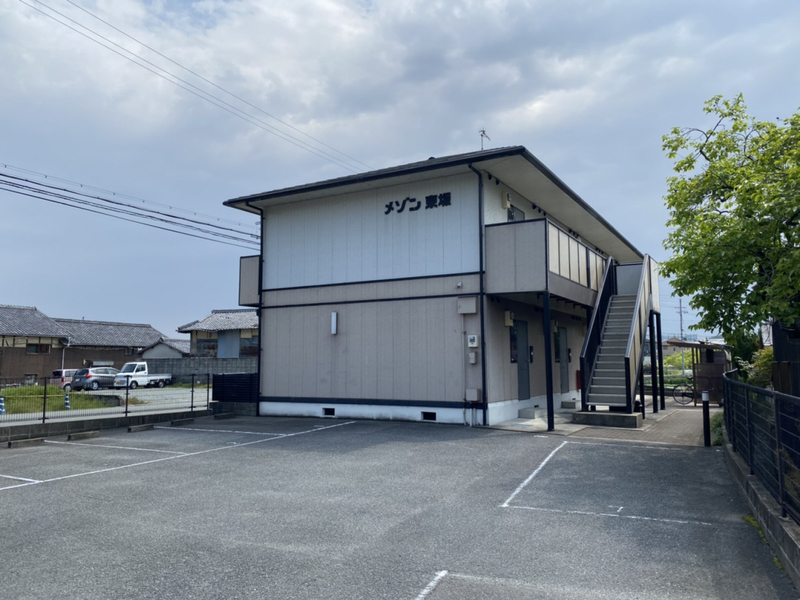 メゾン東坂の物件外観写真