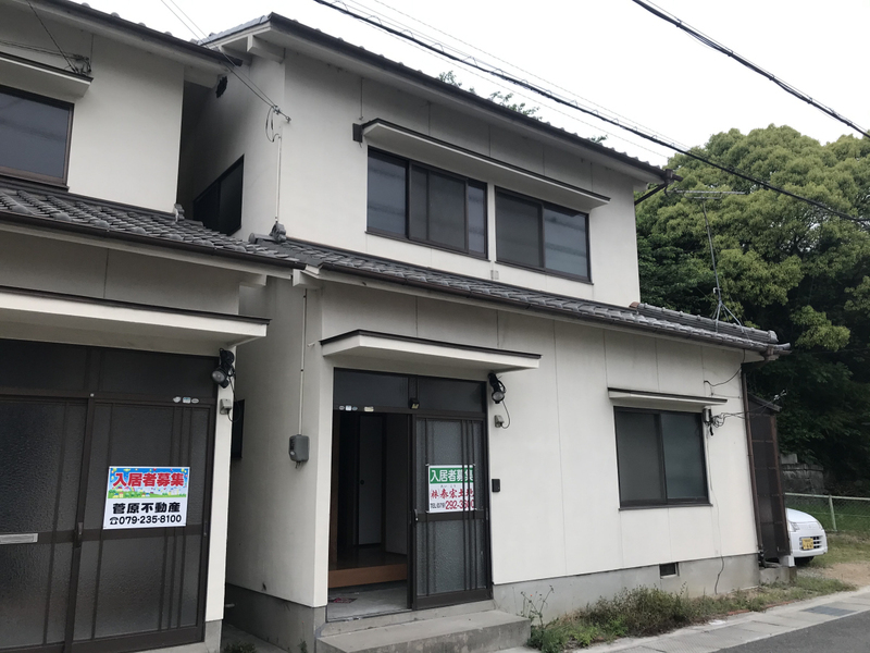 山崎小和様貸家の物件外観写真