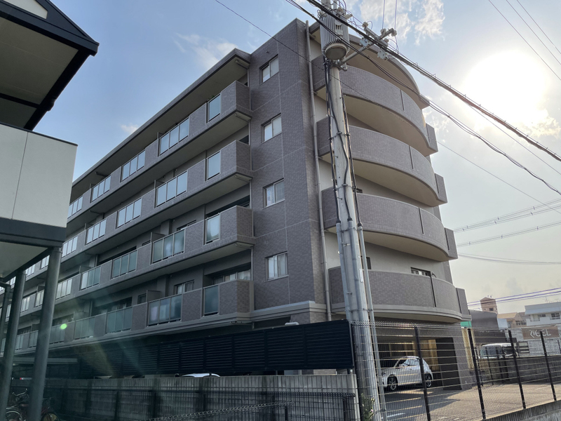 ロワイヤル北今宿弐番館の物件外観写真
