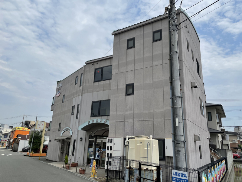 アビックス英賀保駅前の物件外観写真