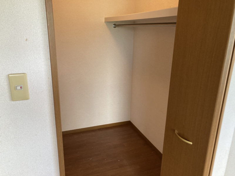 ロイヤルグレース花田 B棟の物件内観写真