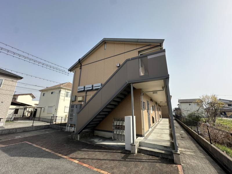 アバンセ　グリーンの物件外観写真