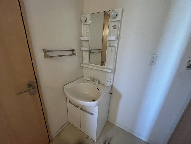 メゾンフリューゲルB棟の物件内観写真
