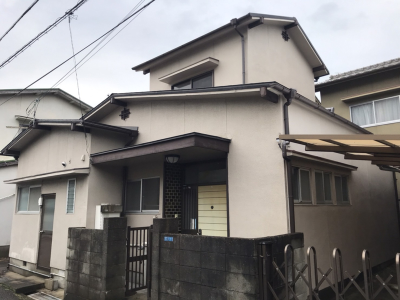 新在家中の町貸家の物件外観写真
