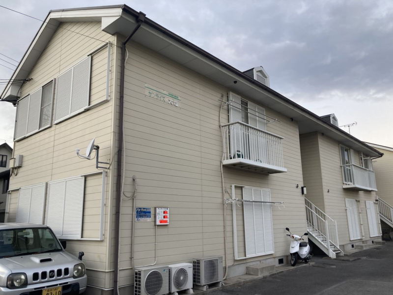 サンライズ大塩の物件外観写真