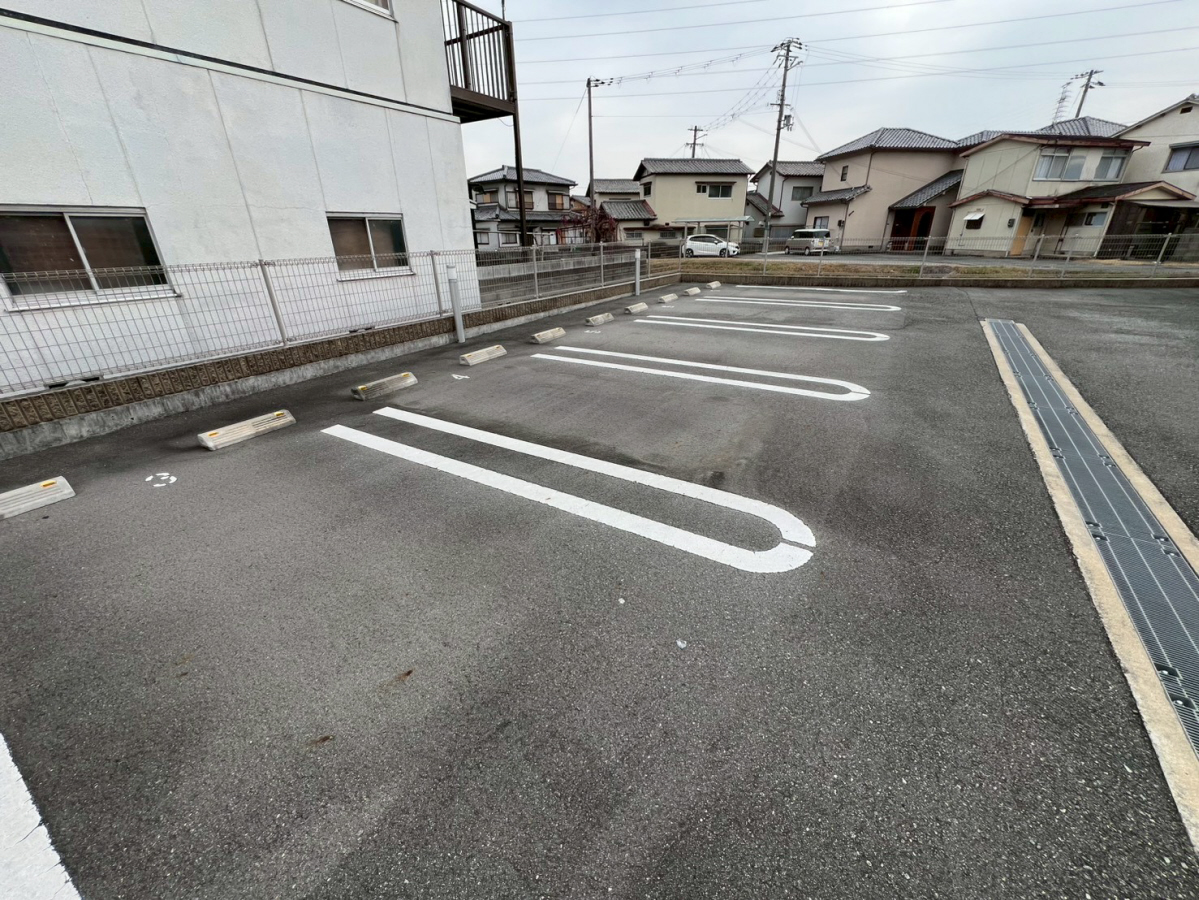 H・Tミニョン姫路の物件外観写真