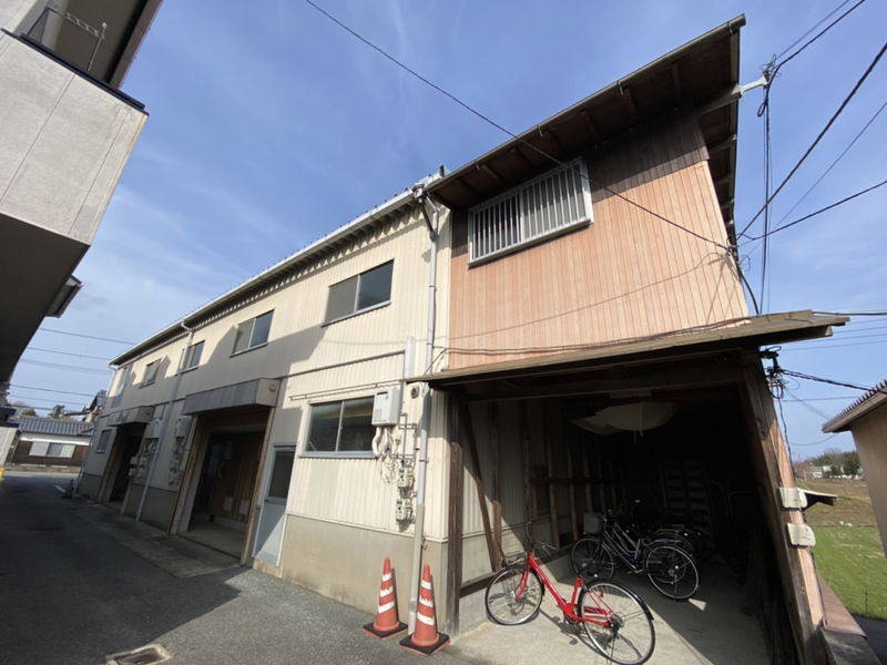 ヒルハイツC棟の物件外観写真