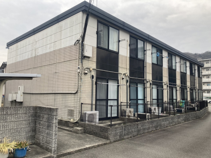 シャルマン砥堀の物件外観写真
