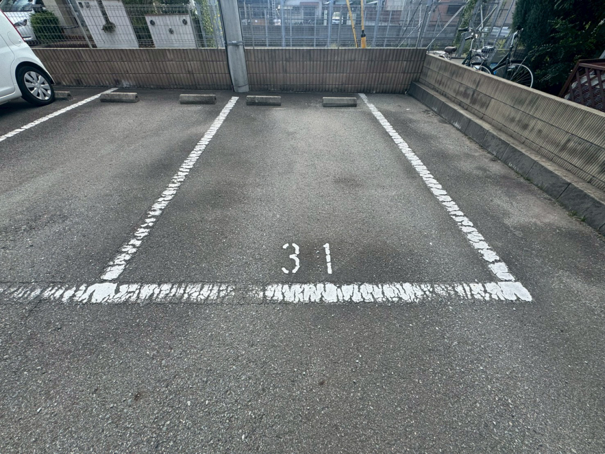グリーンヒルズ土山の物件外観写真