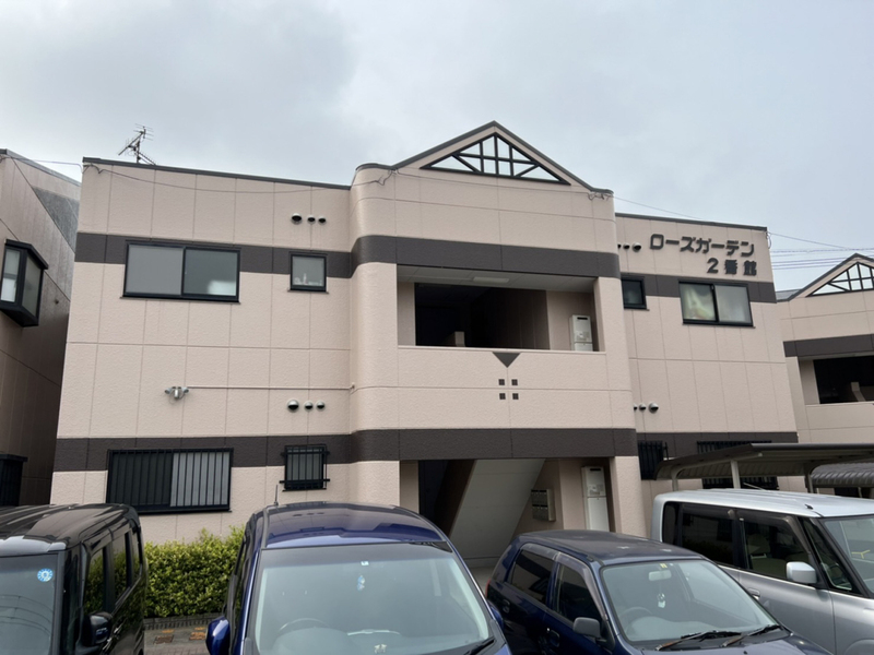 ローズガーデン2番館の物件外観写真