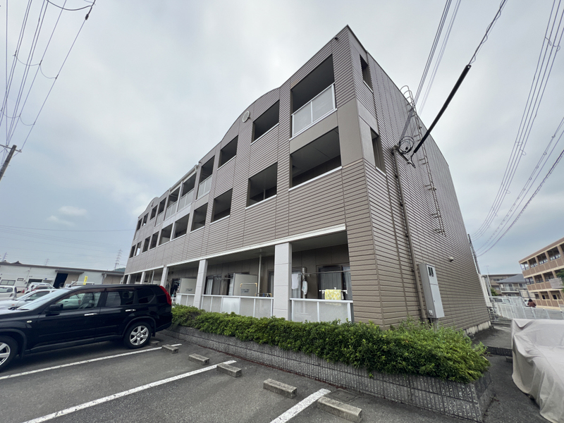 シャルマン今宿の物件外観写真