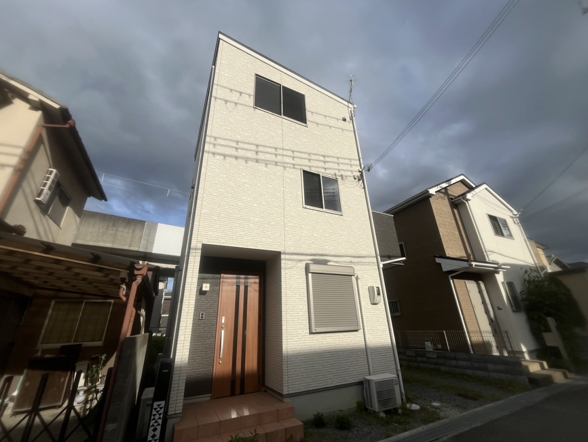 姫路市野里上野町2丁目貸家の物件外観写真