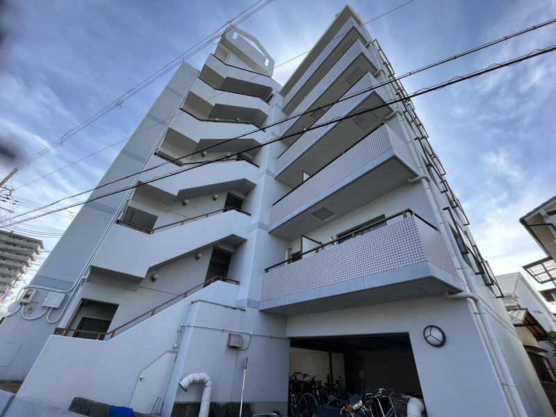 サングレース東今宿の物件外観写真