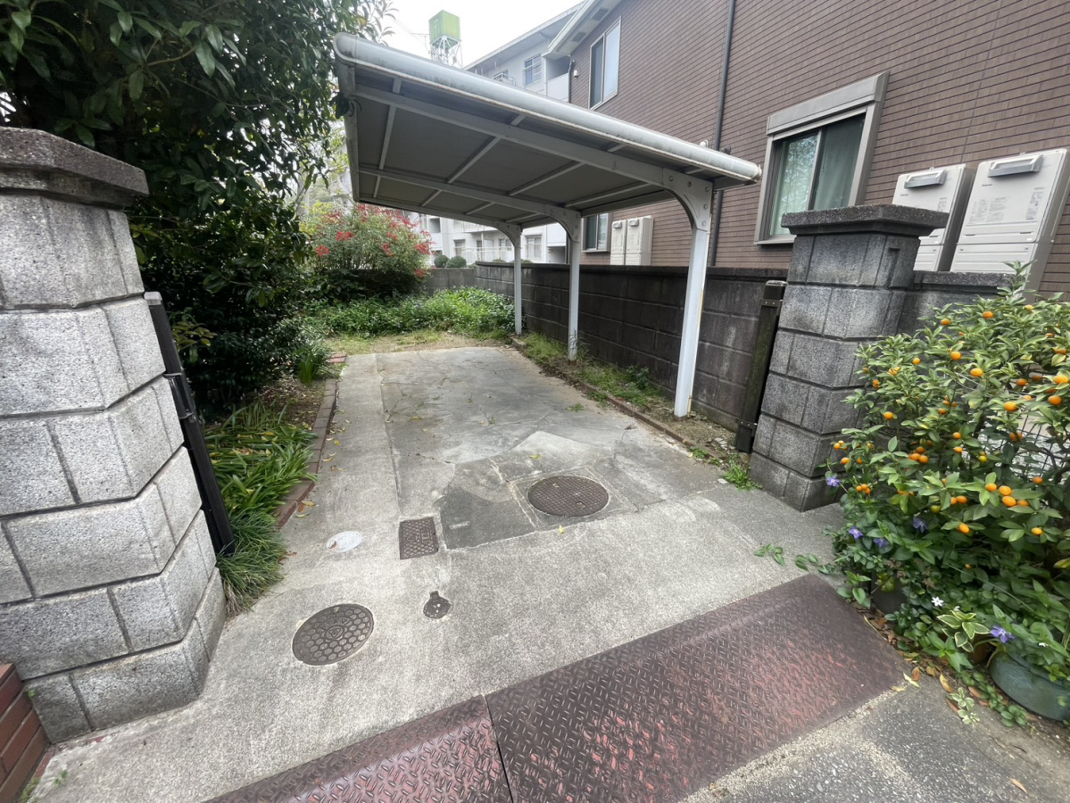 砥堀貸家の物件外観写真