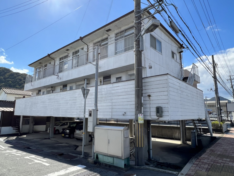 小西ハイツの物件外観写真