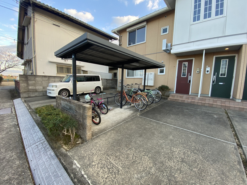 シャーメゾン苅屋の物件外観写真