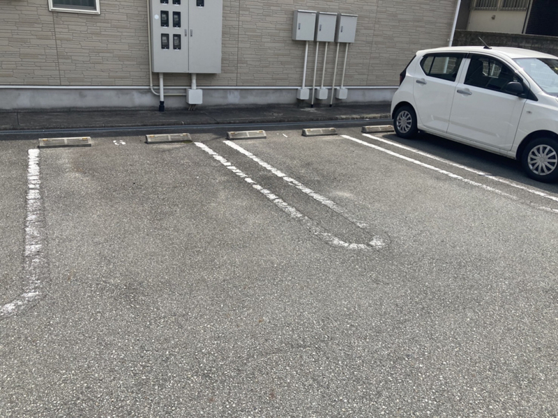 駐車場 写真13