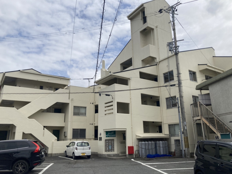 マンション大和の物件外観写真