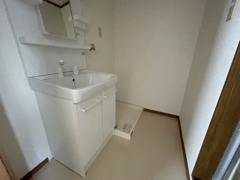 クレストール上野田Bの物件内観写真