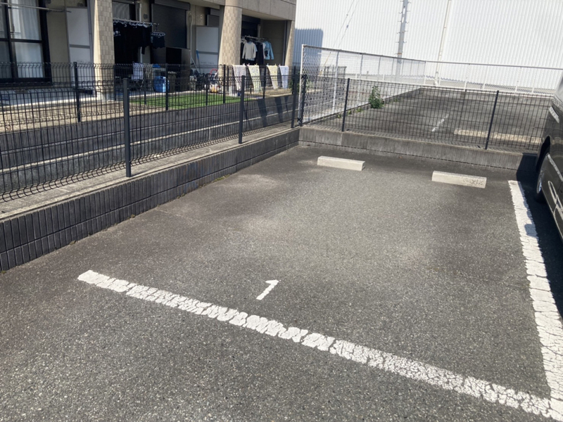 グランパークスの物件外観写真
