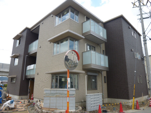 エグレット姫路Ⅲの物件外観写真