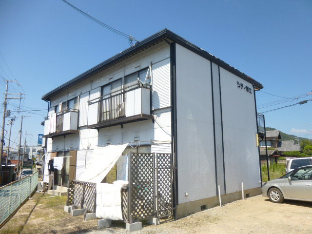 シティ御立の物件外観写真