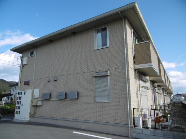 セジュール西土井の物件外観写真